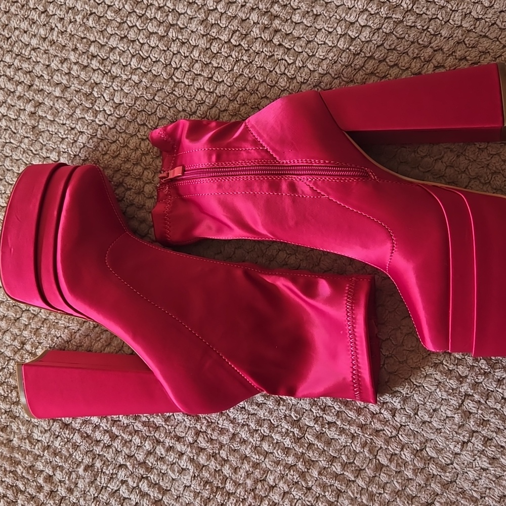 Stylish Hot Pink Satin Platform Boots - Picture 6 of 7